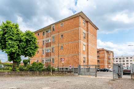 Foto Appartamento a Settimo Torinese di 105 m² con 5 locali in vendita