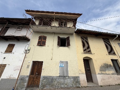 Foto Case semi ndipendenti in Via tenente umberto florio 6, Bioglio