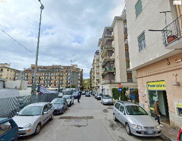 Foto Negozio in VIA FILIPPO SCIARAFFIA 27, Salerno Torrione di 20 m²