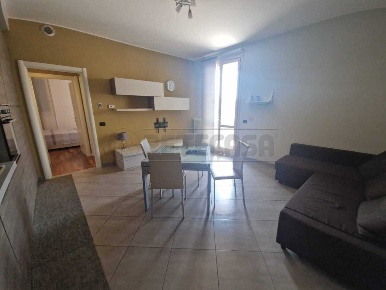Foto Appartamento in Via degli Opifici, Cremona Via Dante di 59 m²
