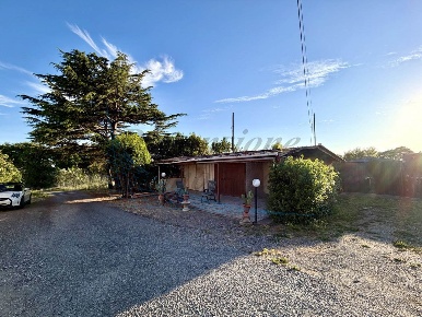 Foto Magazzino in Via della Villana 113, Rosignano Marittimo di 39 m²