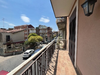 Foto Appartamento in Via Bruno Buozzi 13, Misterbianco Centro di 140 m²