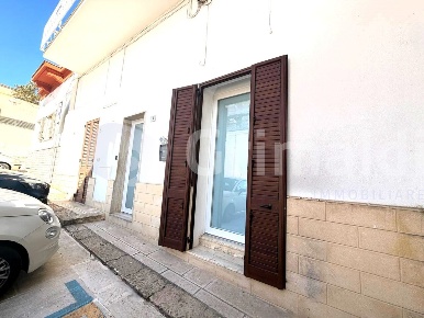 Foto Villa bifamiliare in Piazza Indipendenza, Sannicola di 72 m²
