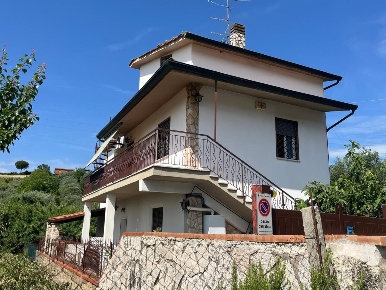 Foto Appartamento in Via Lago Maggiore, Fonte Nuova di 80 m² con 3 locali
