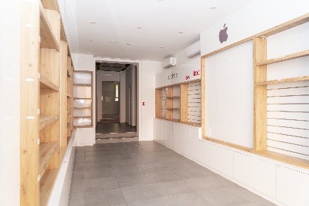 Foto Negozio a Bologna Centro Storico di 86 m² con 1 locali in affitto