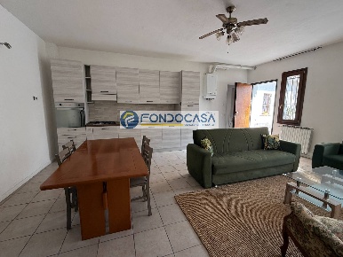 Foto Casa indipendente in via dante alighieri, Manerba del Garda Solarolo