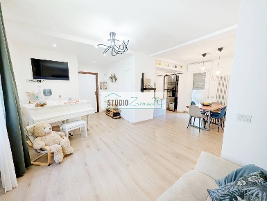 Foto Appartamento in Via Pisacane, Pietrasanta di 100 m² con 4 locali