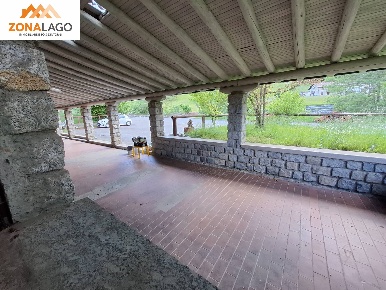 Foto Attività commerciale in loc. val palot 2, Pisogne Palot di 180 m²