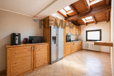 Foto Appartamento in VIA RIGONI DI SOTTO 5, Asiago di 143 m² con 7 locali