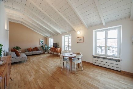 Foto Appartamento in Via San Massimo 12, Torino Via della Rocca di 100 m²