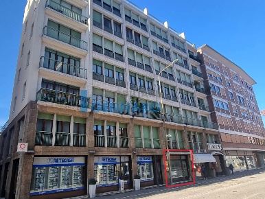 Foto Negozio in Via del Gelso 7, Udine Grazzano - Poscolle di 40 m²
