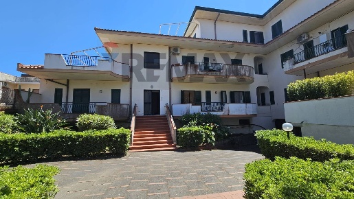 Foto Appartamento in via delle camelie 16, Riposto Centro di 60 m²