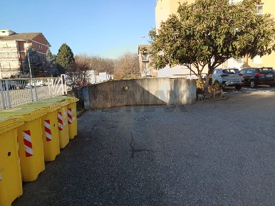 Foto Posti auto in Via Manzoni 17, Venaria Reale di 18 m² con 1 locali