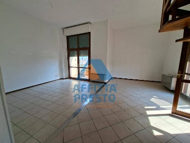 Foto Loft a Empoli di 95 m² con 2 locali in affitto