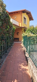 Foto Appartamento a Bedizzole Piazza di 165 m² con 3 locali in vendita