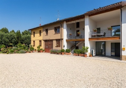 Foto Villa unifamiliare a Triuggio Canonica di 116 m² con 4 locali