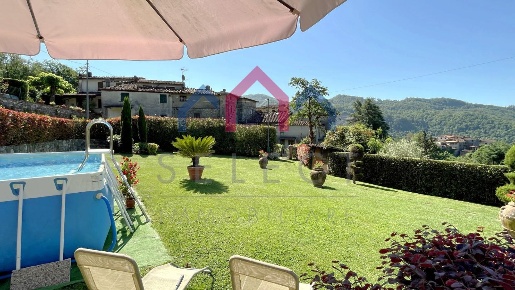 Foto Casa indipendente a Pescaglia di 95 m² con 5 locali in vendita