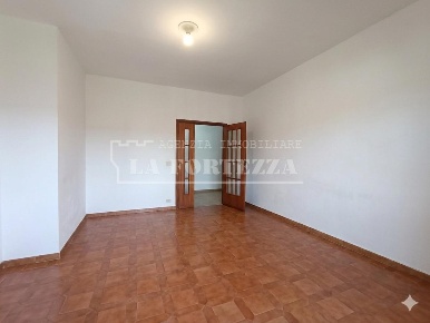 Foto Appartamento a Pisa Le Piagge di 110 m² con 5 locali in vendita