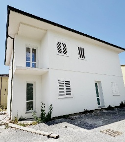 Foto Appartamento a Capannori Segromigno - San Colombano di 105 m²