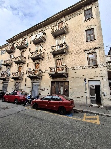 Foto Magazzino a Torino Barriera di Milano di 49 m² con 2 locali in vendita