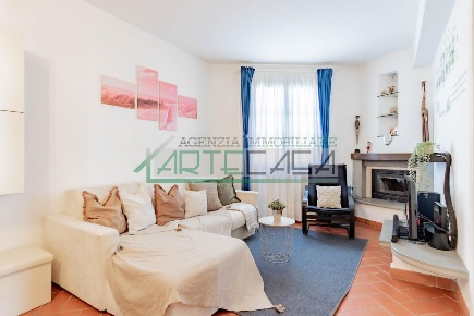 Foto Appartamento a Calcinaia Fornacette di 95 m² con 4 locali in vendita