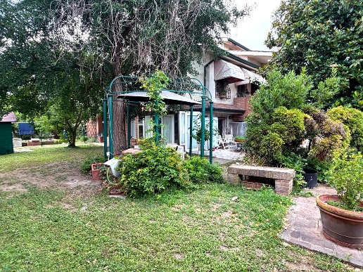 casa indipendente in vendita a Rovigo
