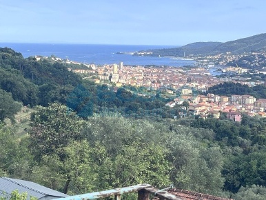 Foto Appartamento in Via Montalbano, La Spezia Montalbano - Valdurasca
