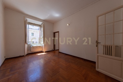 Foto Appartamento in Via Plinio 22, Roma Prati di 116 m² in vendita