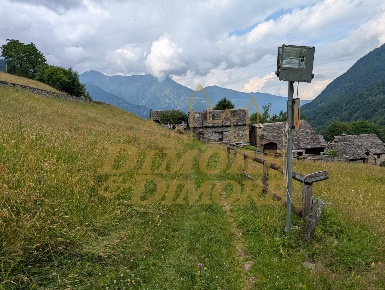 Foto Rustico a Bannio Anzino di 120 m² con 6 locali in vendita