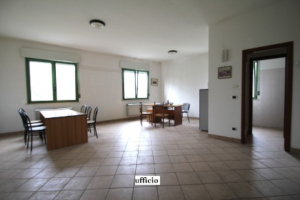Foto Ufficio in Via Vilfredo Pareto 7, Santarcangelo di Romagna di 55 m²