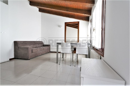 Foto Mansarde in Contrà Muscheria, Vicenza di 49 m² con 3 locali in affitto