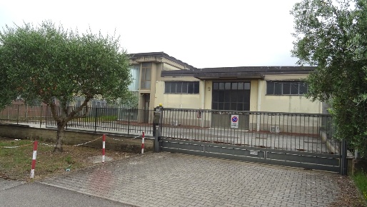 Foto Capannone industriale in VIA DEI COLLI, Signa Centro di 850 m²
