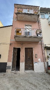 Foto Casa indipendente in Via San Pietro 7, Militello in Val di Catania