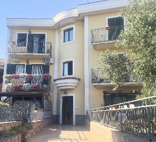 Foto Appartamento in via Sant'Anna, Belpasso Centro di 130 m² con 4 locali