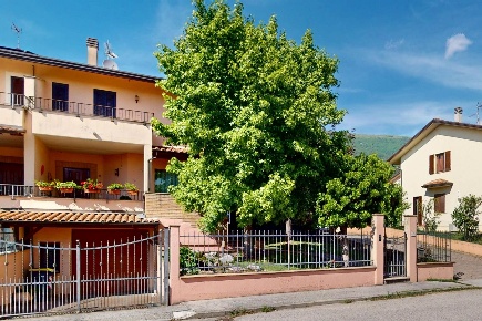 Foto Case semi ndipendenti in Via dei Melograni 3, Spello Capitan Loreto
