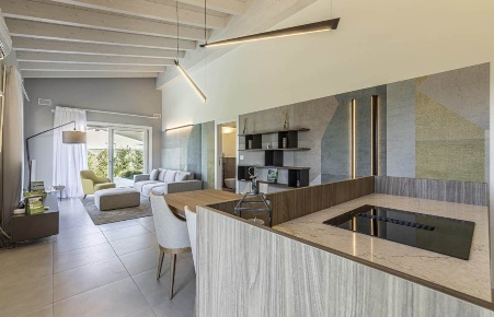 Foto Villa unifamiliare a Castelnuovo del Garda Centro di 100 m² in vendita