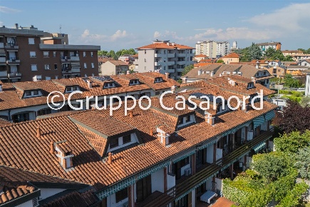 Foto Villa a schiera a Cernusco sul Naviglio Centro di 216 m² con 5 locali