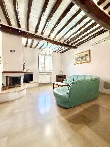 Foto Villa bifamiliare a Massarosa Massarosa Paese di 200 m² con 6 locali