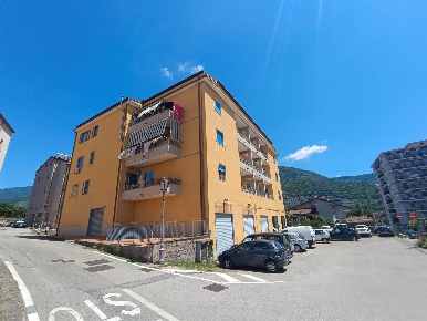 Foto Appartamento a Giffoni Valle Piana Mercato di 150 m² con 4 locali