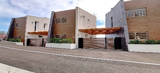 Foto Villa a schiera in strada chiappinello, Montesilvano di 165 m²