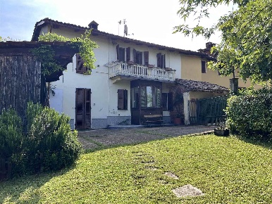 Foto Casa indipendente in Via Sangonera 24, Alfiano Natta Centro di 105 m²