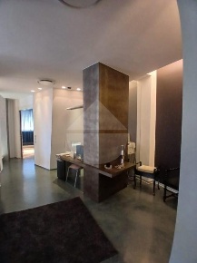 Foto Ufficio in Via Luigi Enaudi, Civitanova Marche di 135 m² con 6 locali