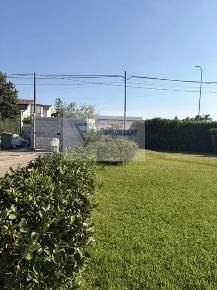 Foto Villa unifamiliare in Via Isole della Sonda, Siracusa Arenella