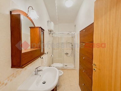 Foto Appartamento in Abate Tosti, Formia Centro di 80 m² con 3 locali