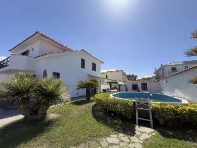 Foto Villa singola in Via LAGO PATRIA 207, Giugliano in Campania di 310 m²
