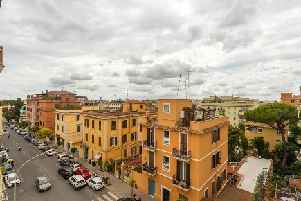 Foto Appartamento in di Villa Pamphili, Roma Monteverde Vecchio di 120 m²