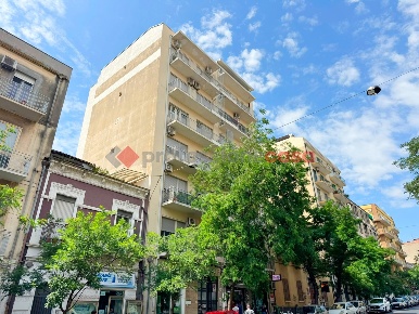 Foto Magazzino in Viale Mario Rapisardi 43, Catania di 58 m² con 4 locali