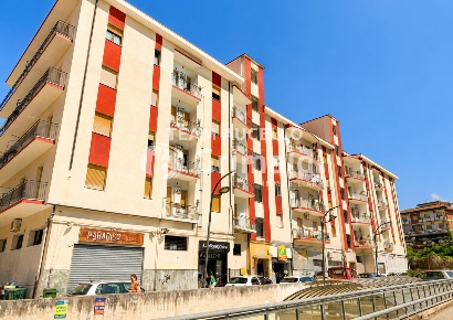 Foto Appartamento in Via Rocco Cocchia 85, Salerno Pastena - Pastena Alta