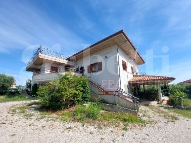 Foto Villa unifamiliare in Viale Piane di San Donato 32, Corropoli