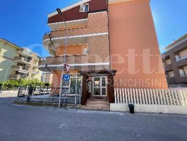 Foto Appartamento in Via Benedetto Croce 1, Tortoreto Tortoreto Lido